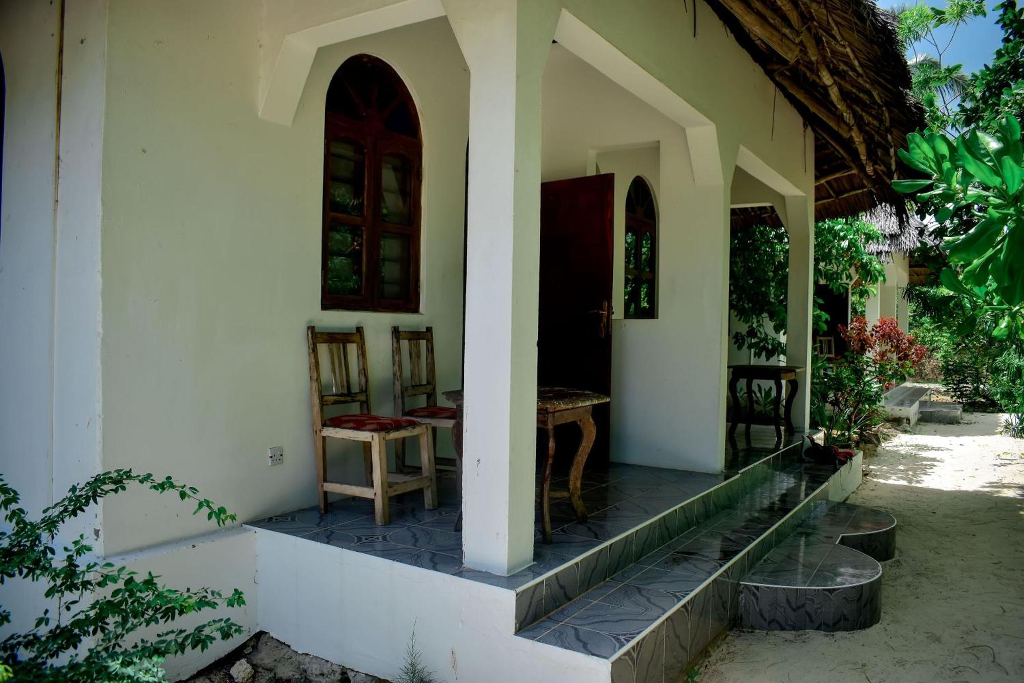 Blue Earth * Jambiani (Zanzibar)